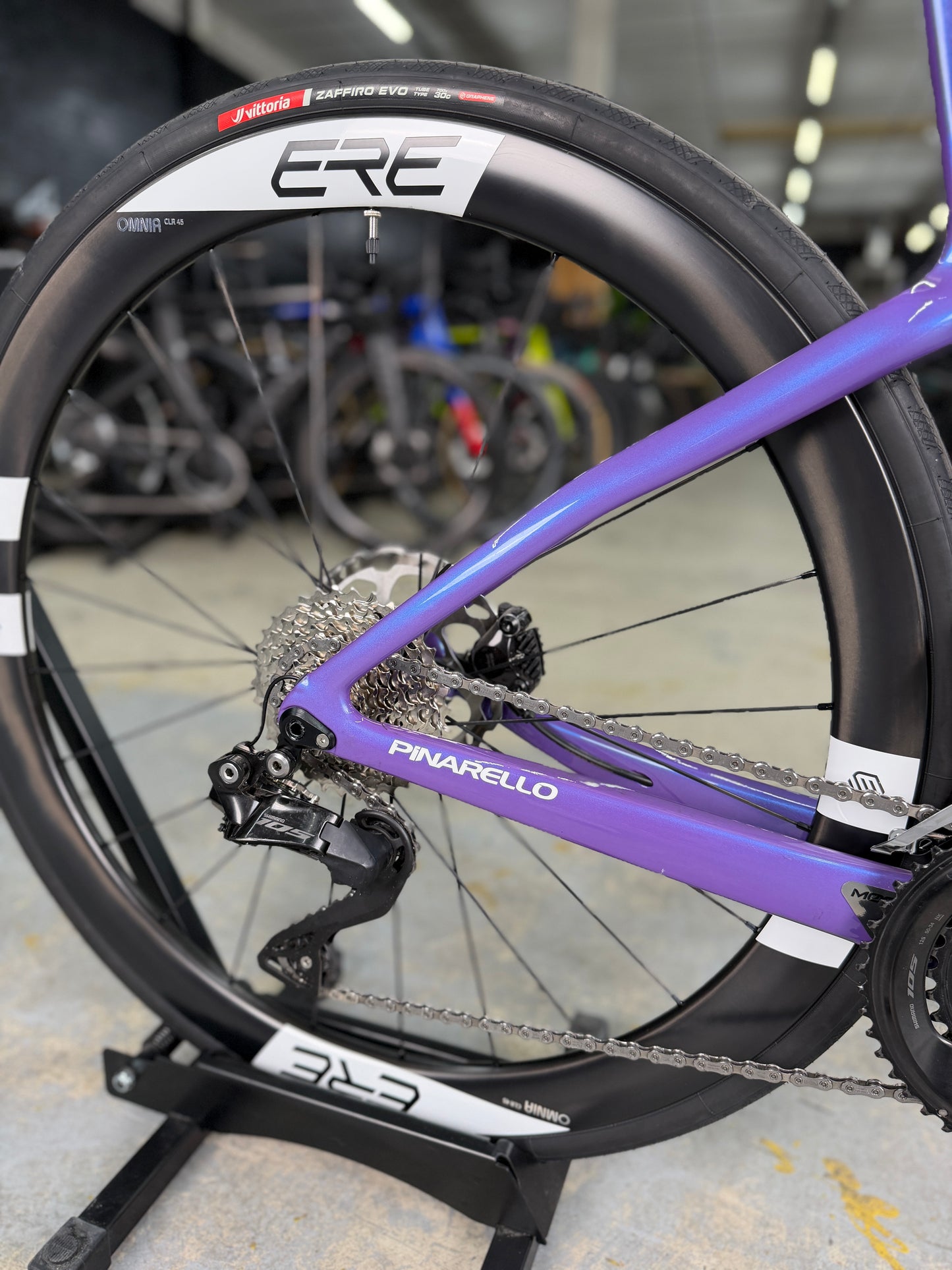 DEMO Pinarello F5 Di2 Carbon Road Bike