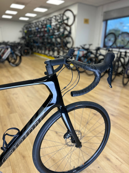 Giant Defy Advanced 1 Carbon Racefiets