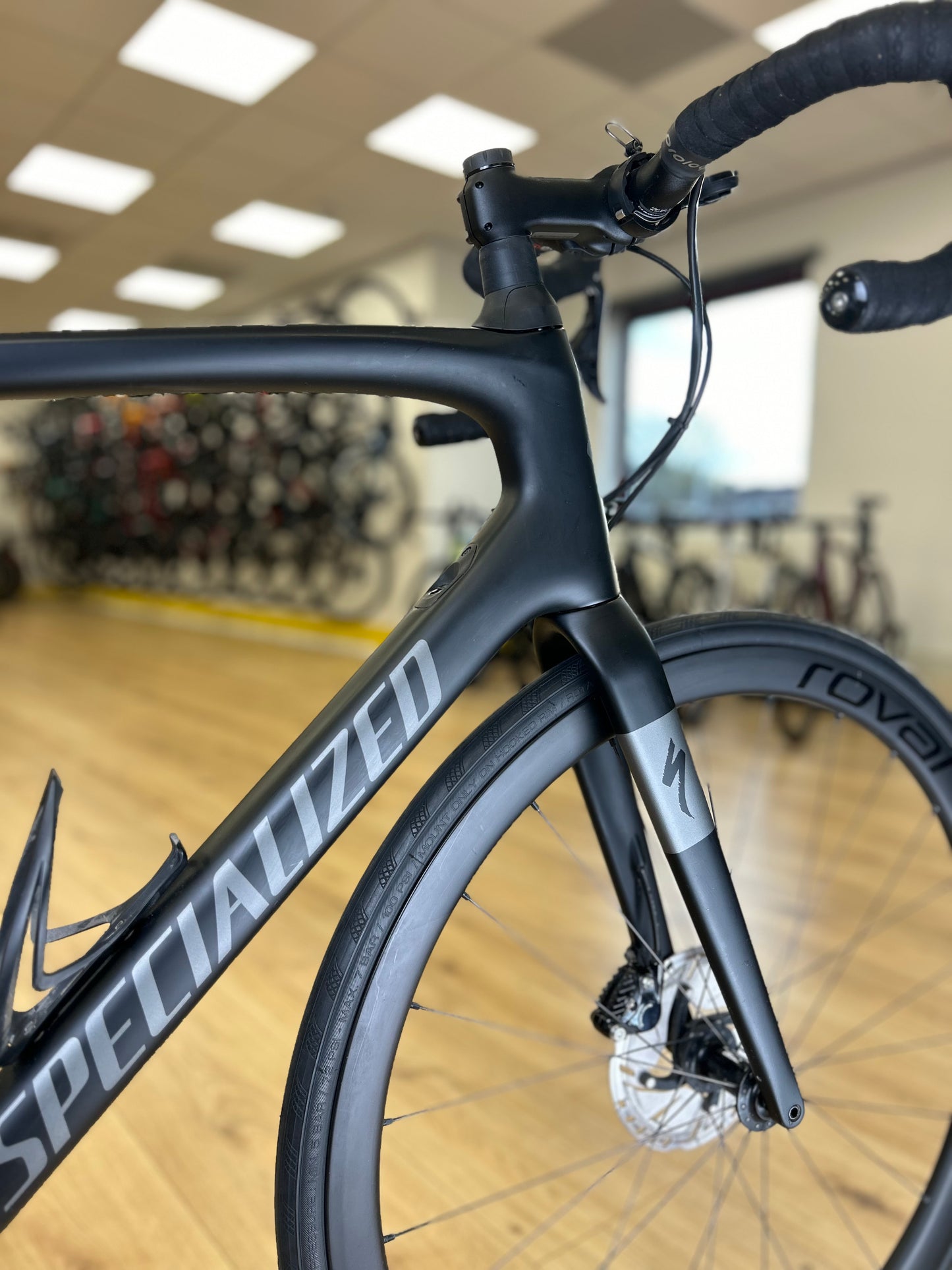 Specialized Roubaix Expert Carbon Di2 Disc Racefiets