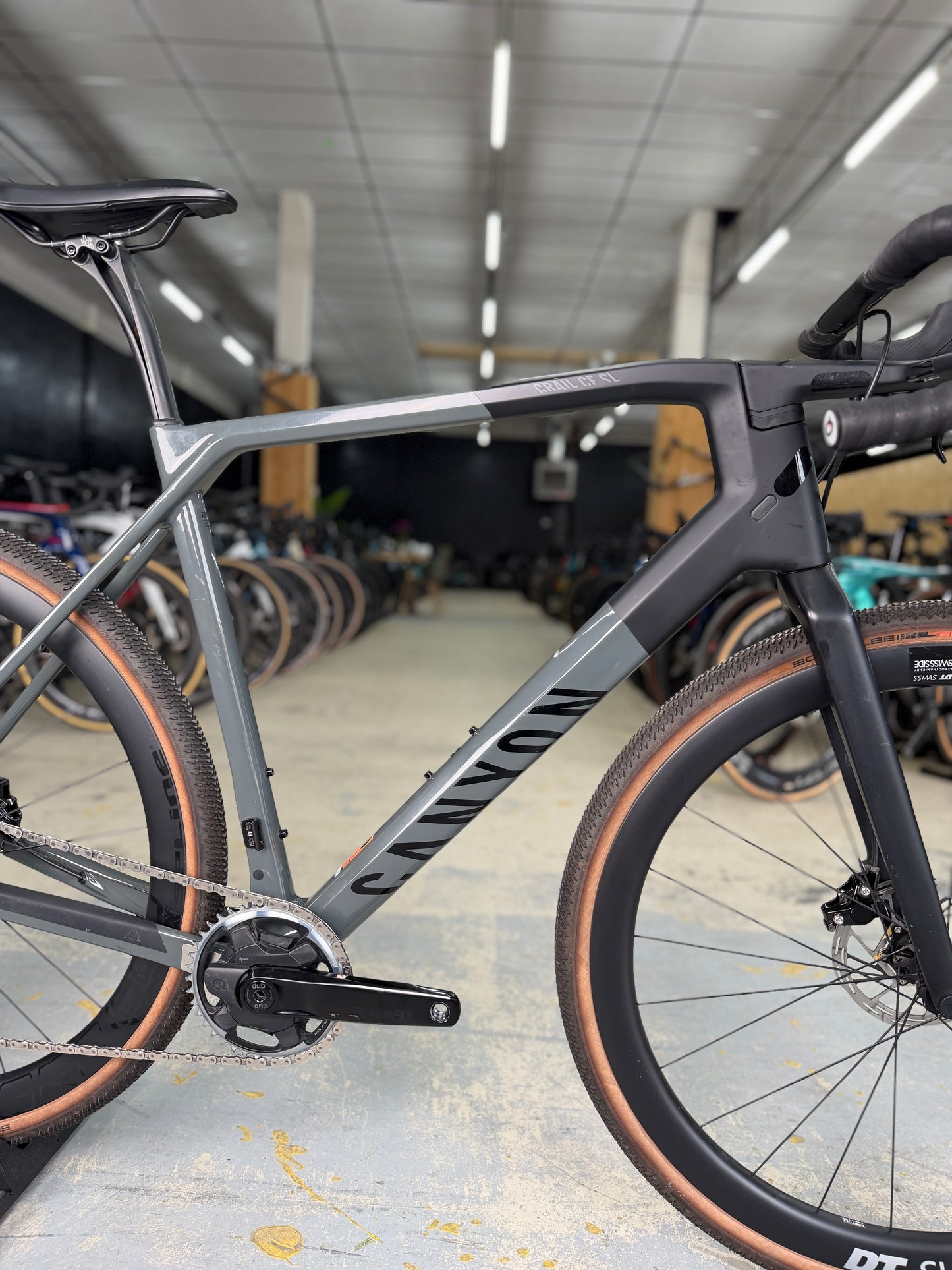 Canyon Grail CF SL7 AXS Gravel Fiets