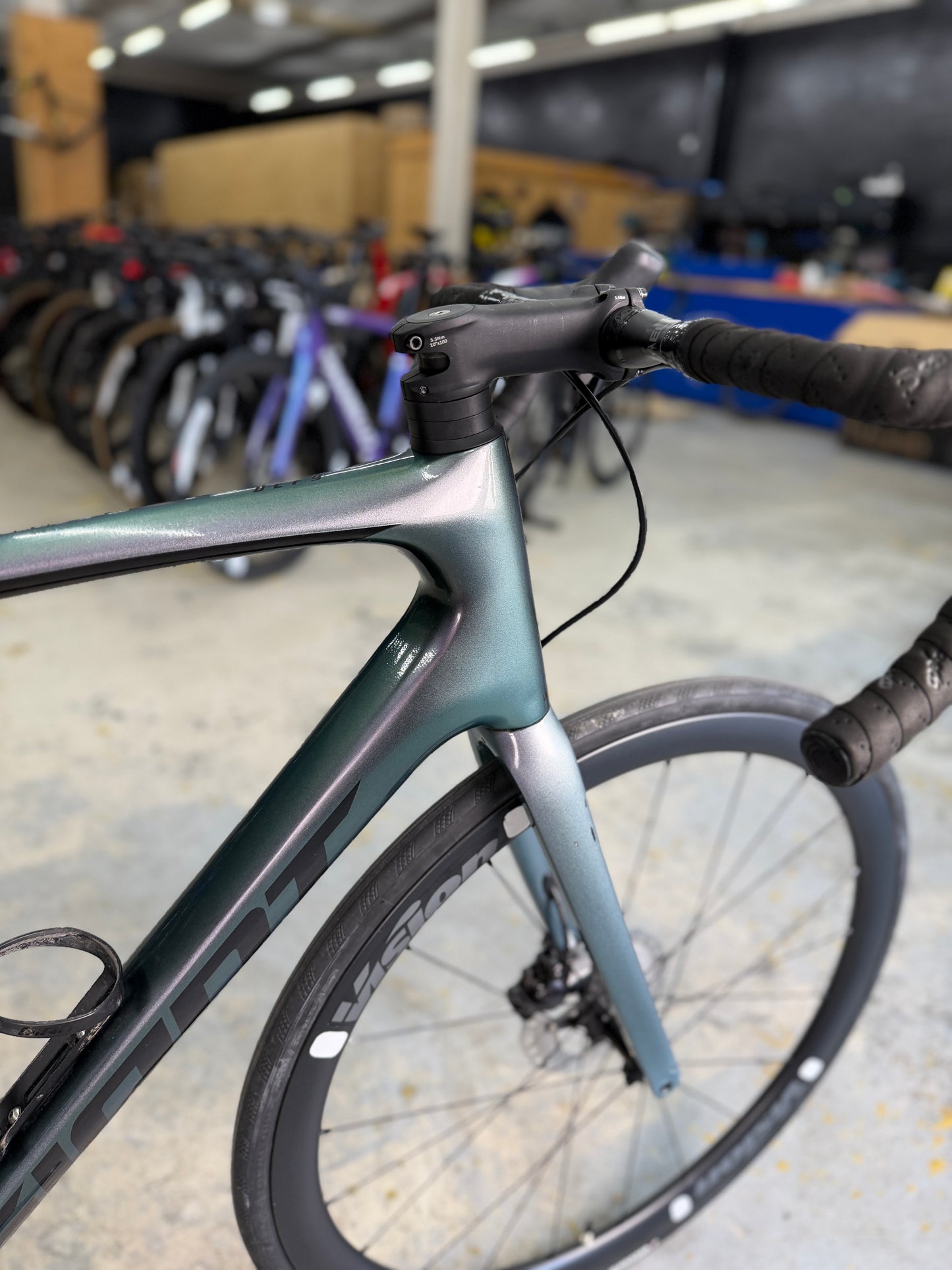 Giant Defy Advanced Pro 1 Di2 Carbon Road Bike