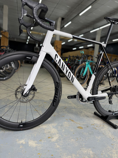 Canyon Ultimate CF SL AXS Carbon Racefiets
