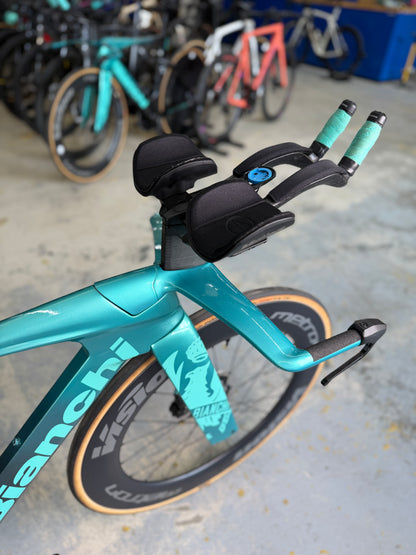 Bianchi Aquila RC Disc Di2 Carbon TT