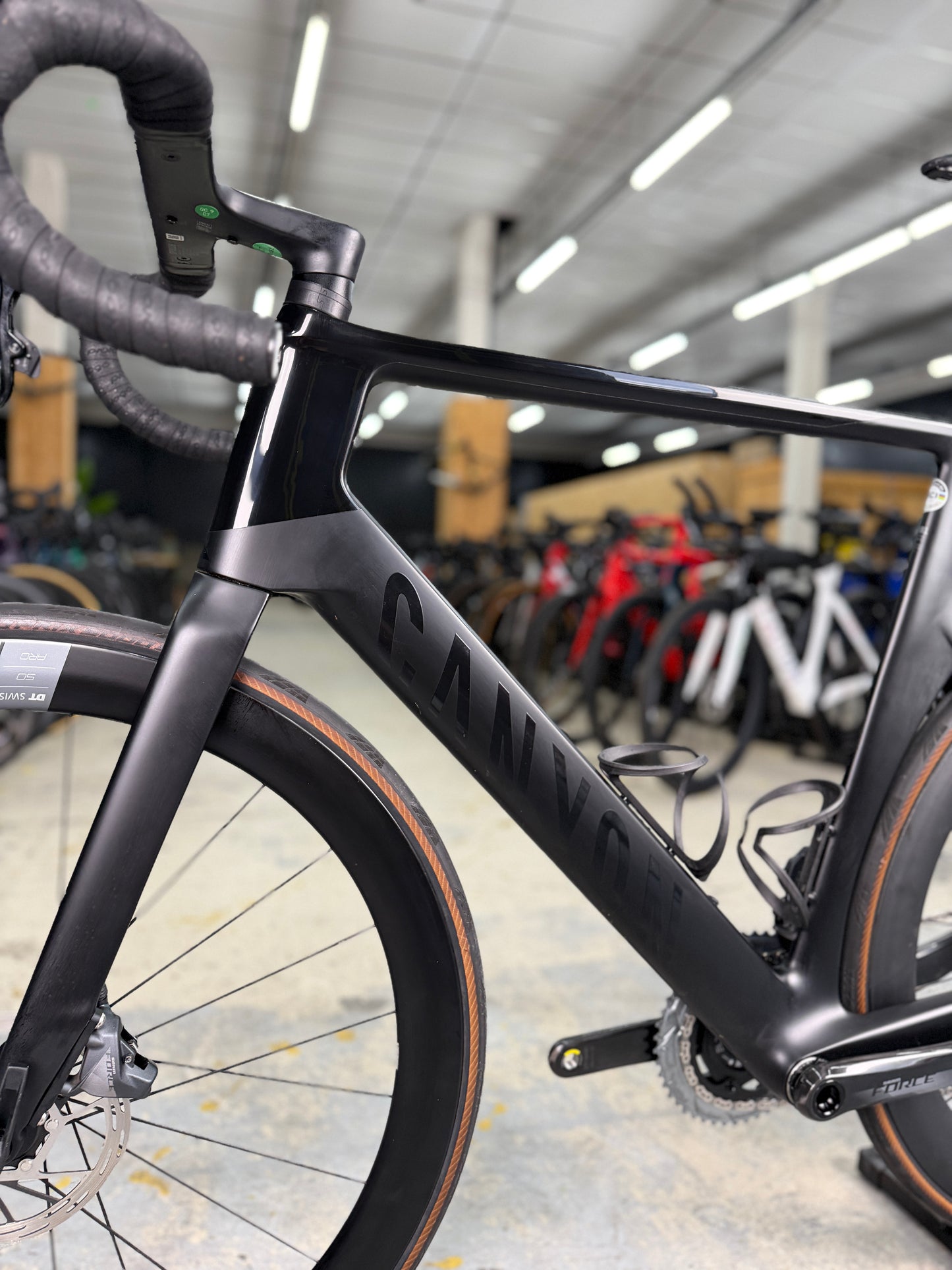 Canyon Aeroad CF SLX AXS Carbon Racefiets
