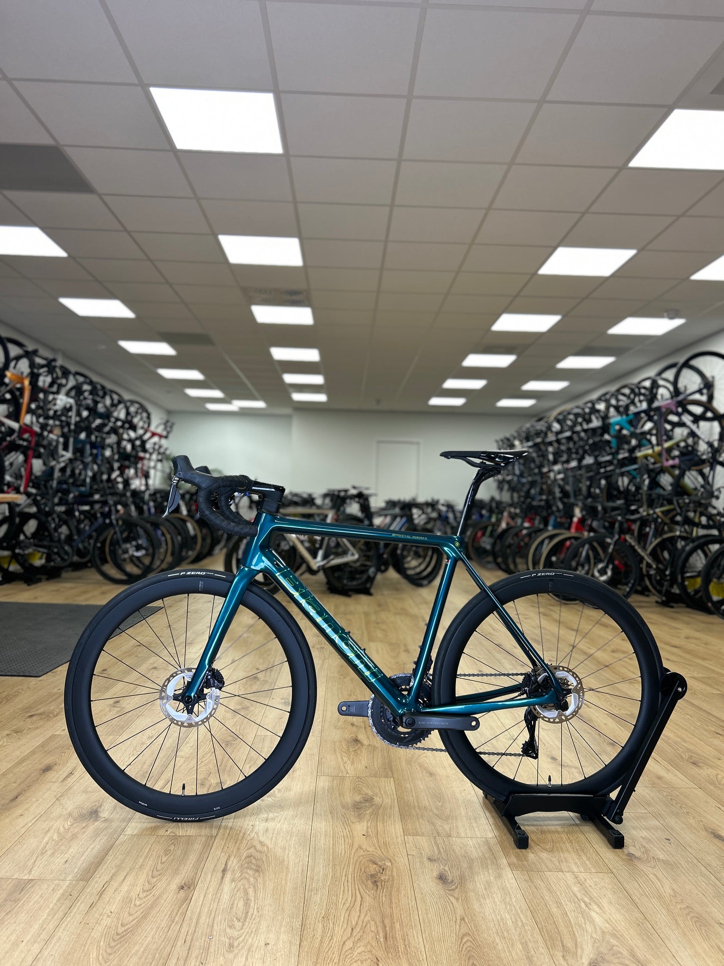 Bianchi Specialissima CV Di2 Carbon Road Bike
