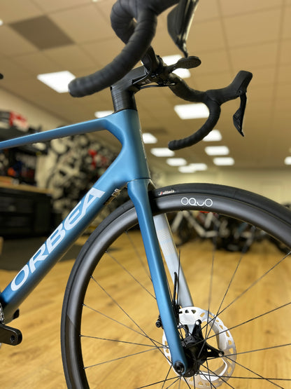 0km Showroom Model Orbea Orca M30i Di2 Carbon Racefiets
