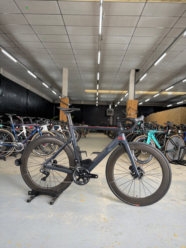 BMC TimeMachine Road 01 ONE Dura Ace Di2 Carbon Racefiets
