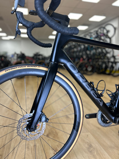 Orbea ORCA M21eTEAM PWR AXS Carbon Racefiets