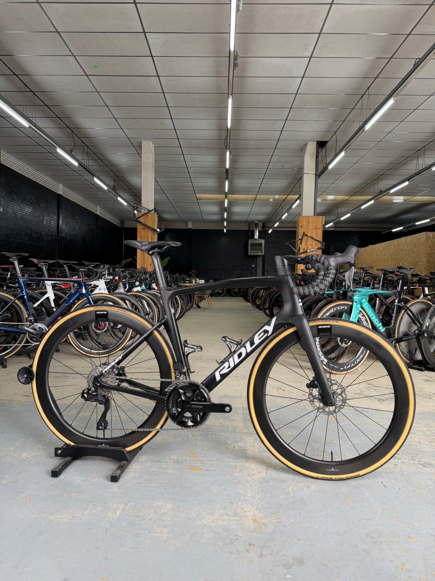 Ridley Noah Di2 Carbon Road Bike