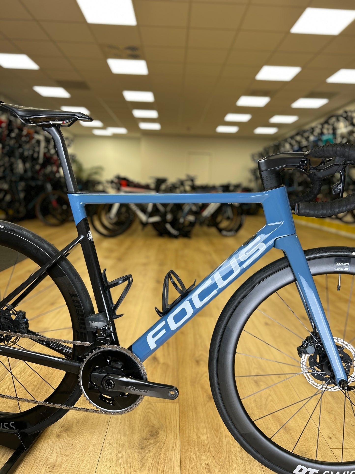 Focus Izalco Max 9.8 AXS Carbon Racefiets