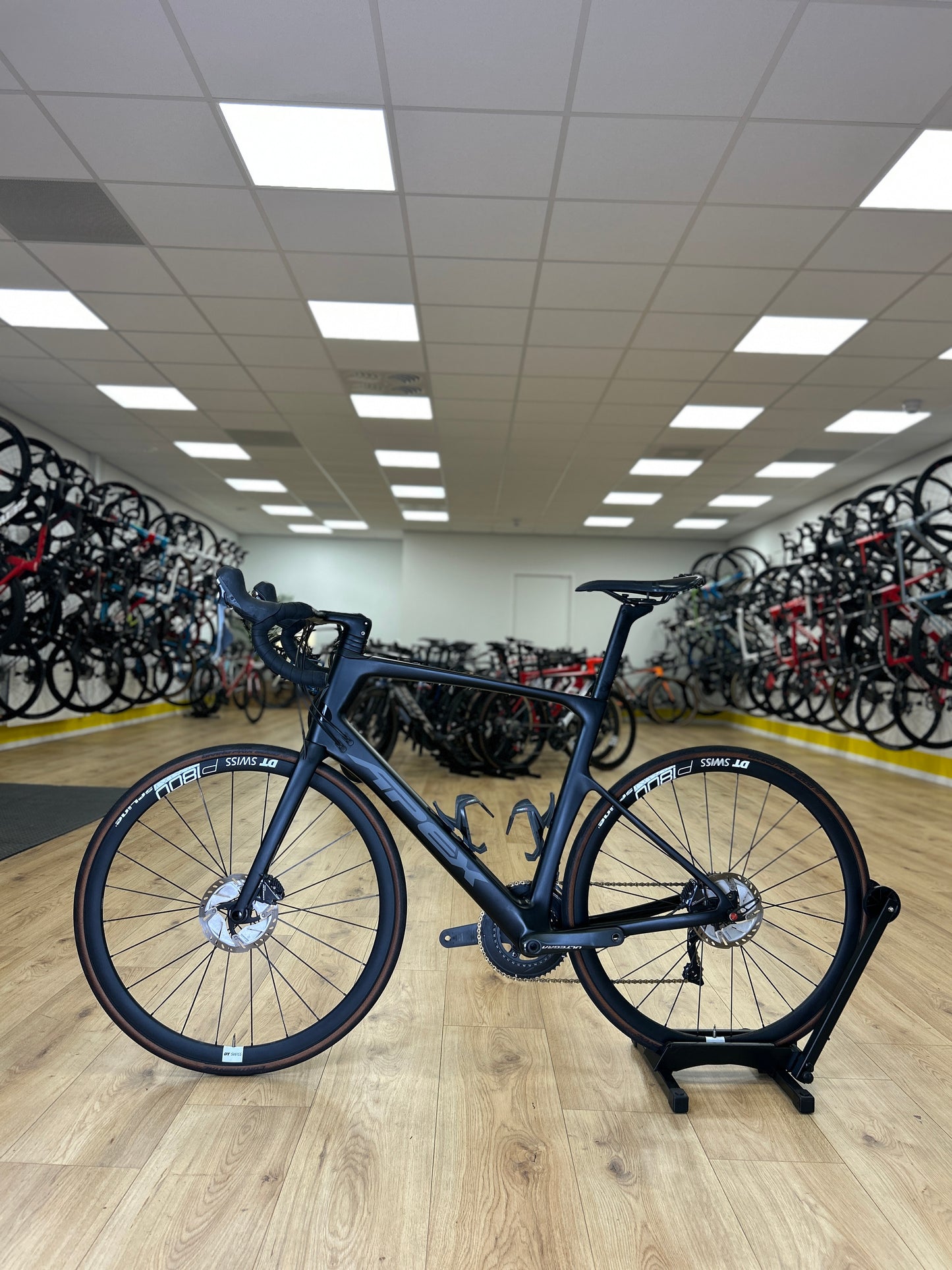 Apex Flare Carbon Racefiets