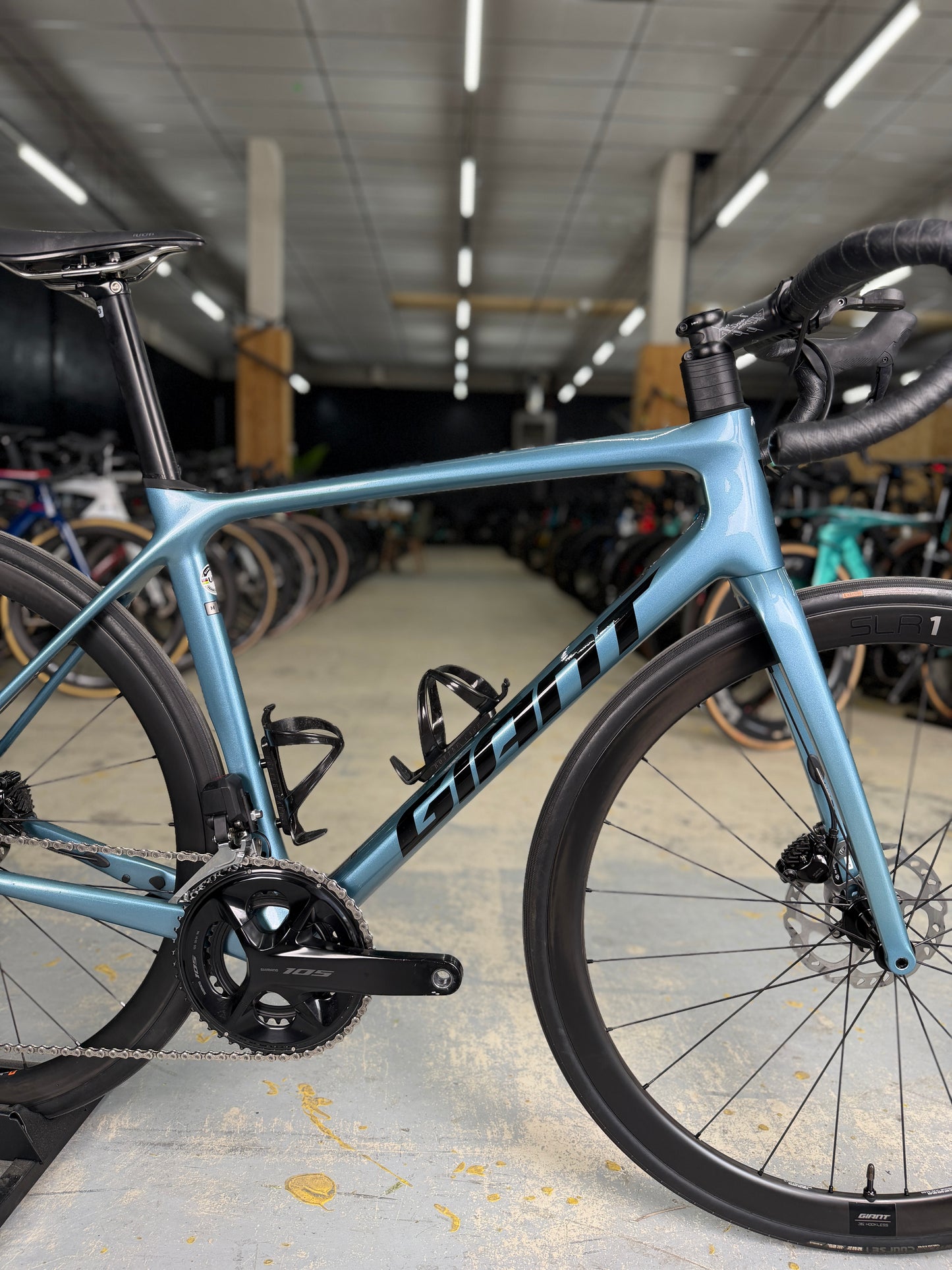 Giant TCR Advanced Pro Di2 Carbon Road Bike