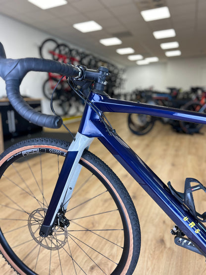 BMC urs 2023 Disx Carbon Gravel fiets