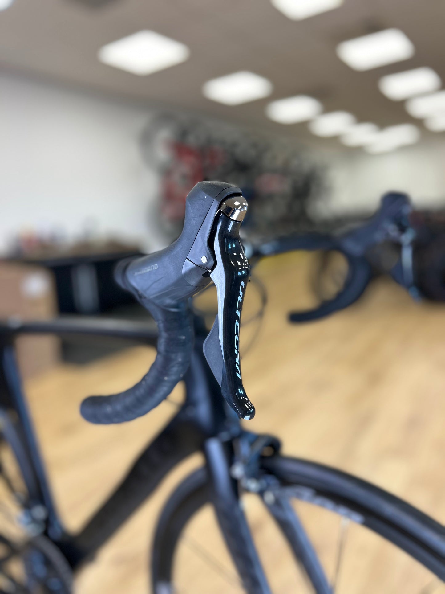 Showroom Pinarello Prince Carbon Ultegra Racefiets