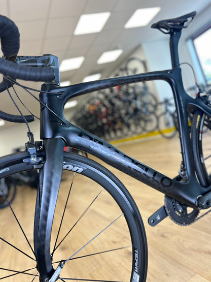 Showroom Pinarello Prince Carbon Ultegra Racefiets