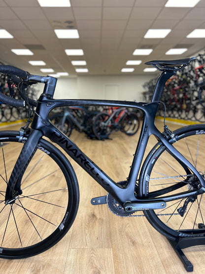 Showroom Pinarello Prince Carbon Ultegra Racefiets