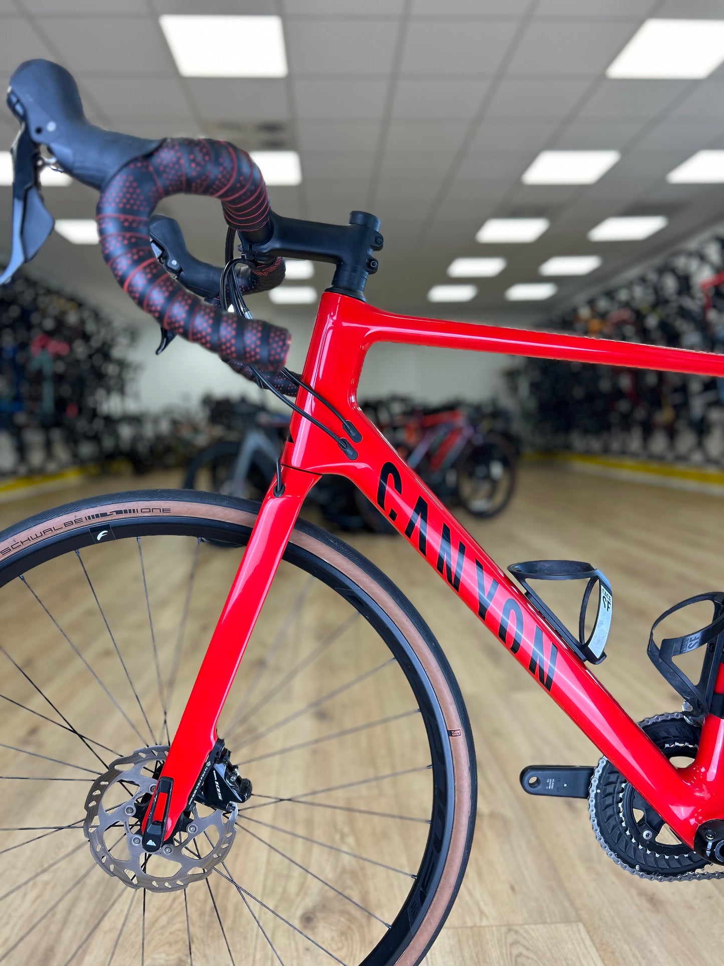 Canyon Endurance Carbon Disc Racefiets