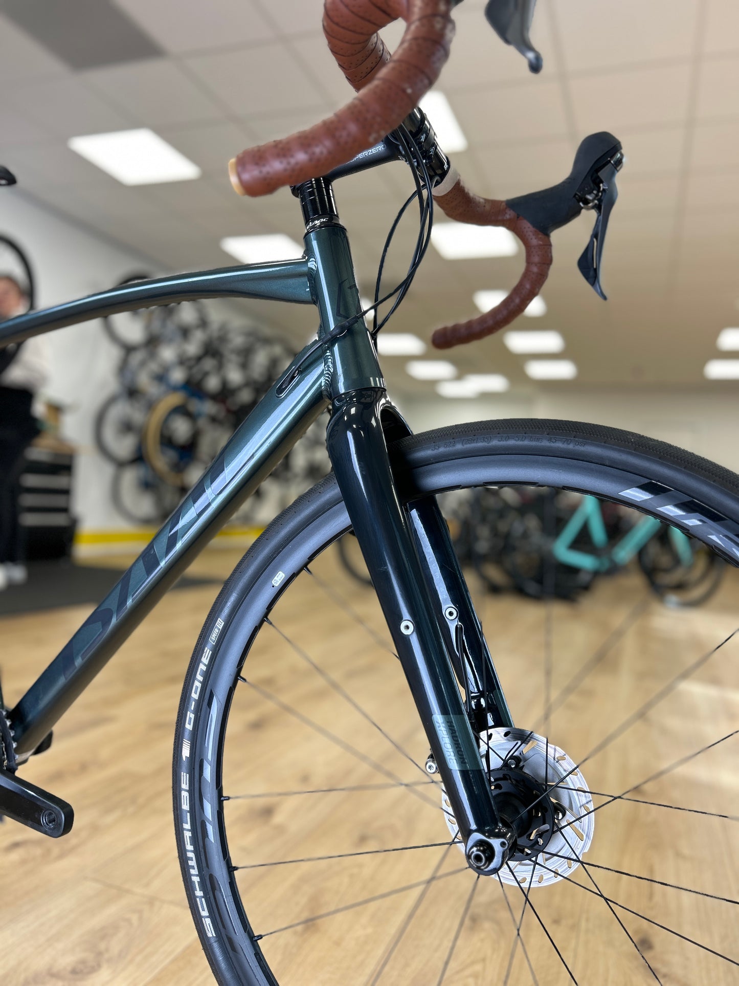 Issac Hadron Disc Racefiets