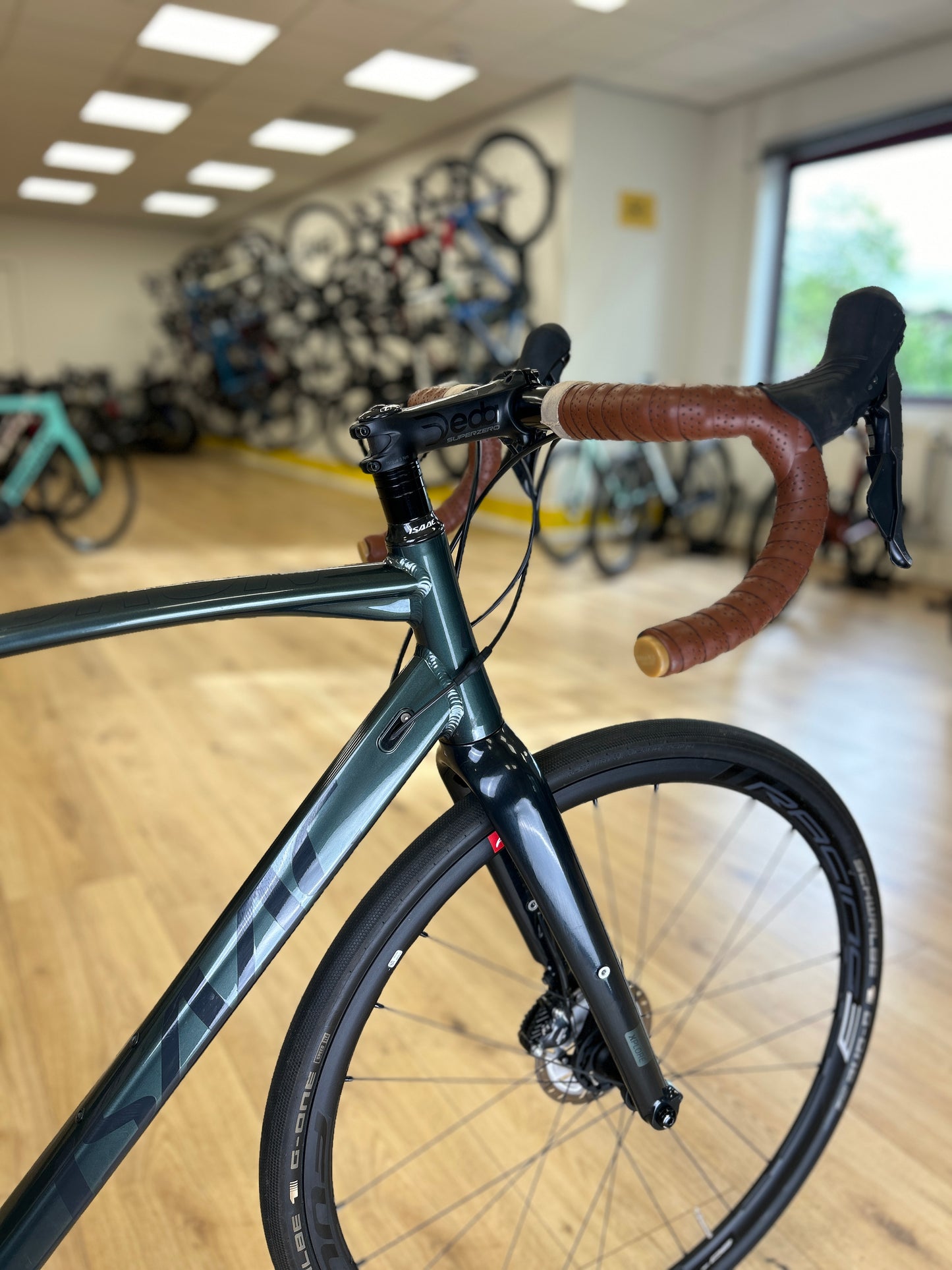 Issac Hadron Disc Racefiets