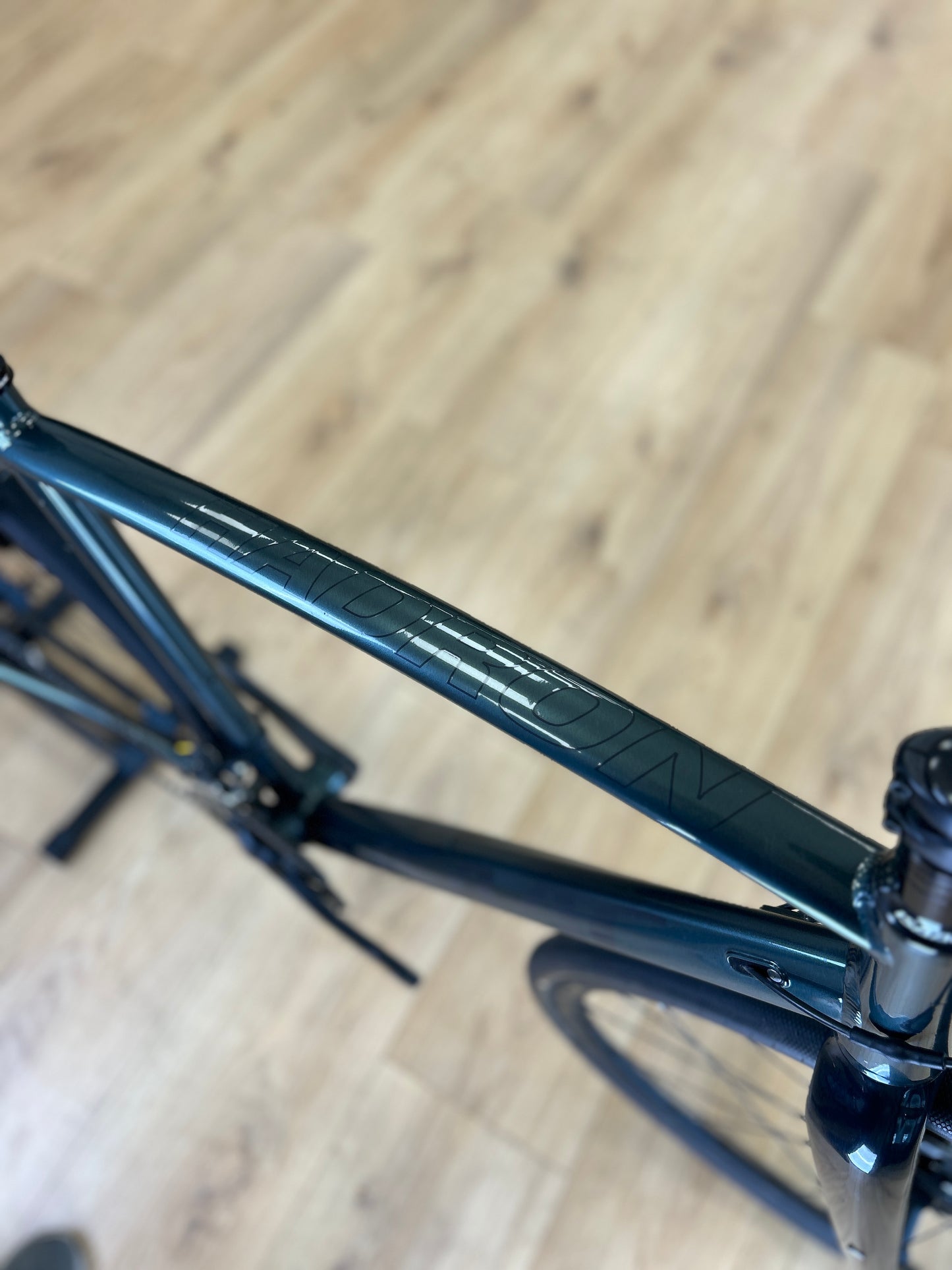 Issac Hadron Disc Racefiets