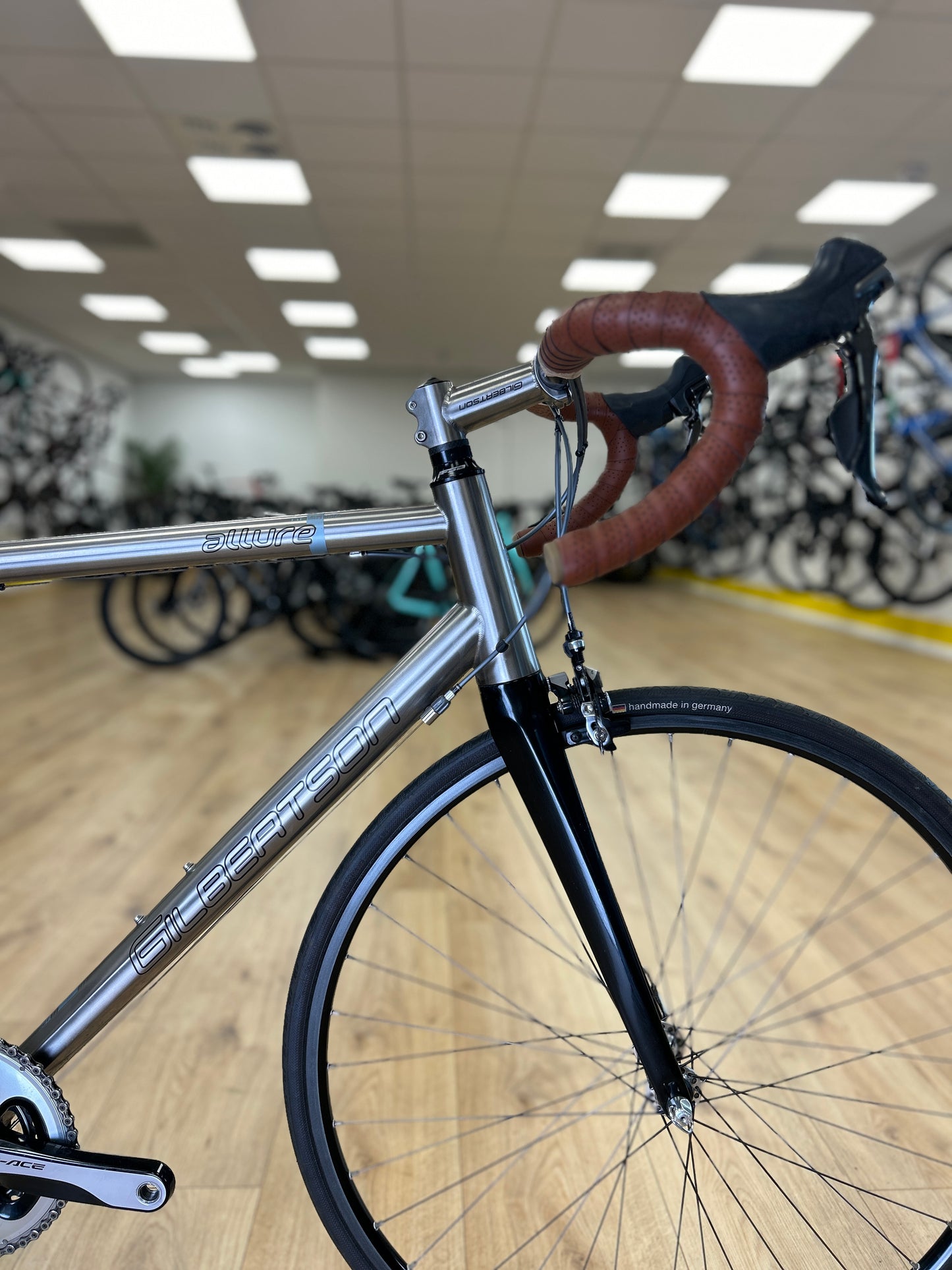 Gilbertson Allure Disc Racefiets