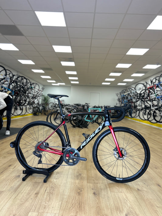 Ridley Fenix Slic Di2 Carbon Disc Racefiets