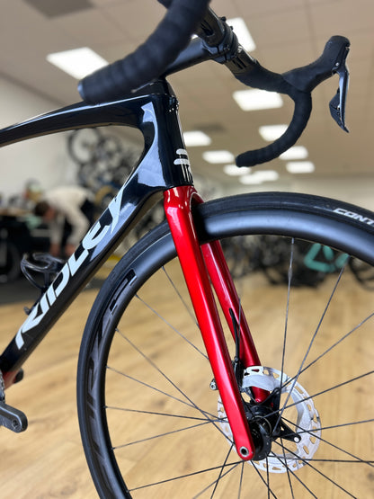 Ridley Fenix Slic Di2 Carbon Disc Racefiets