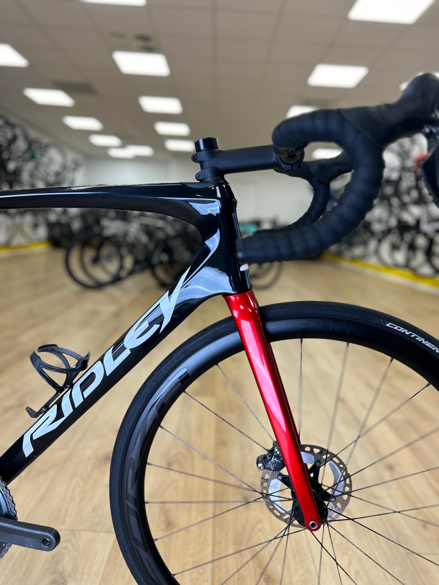 Ridley Fenix Slic Di2 Carbon Disc Racefiets