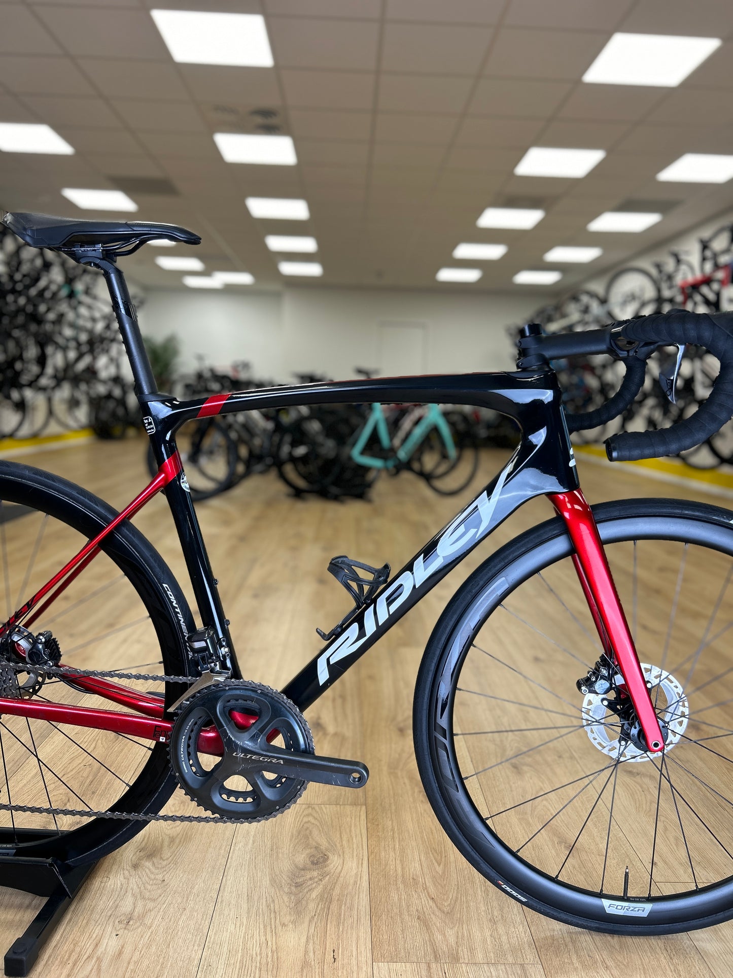 Ridley Fenix Slic Di2 Carbon Disc Racefiets