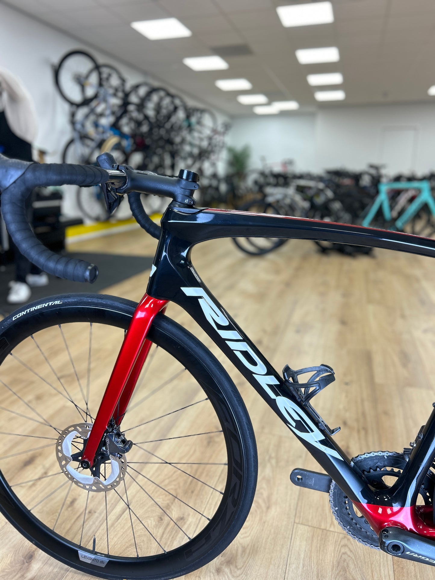 Ridley Fenix Slic Di2 Carbon Disc Racefiets