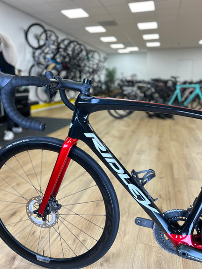 Ridley Fenix Slic Di2 Carbon Disc Racefiets