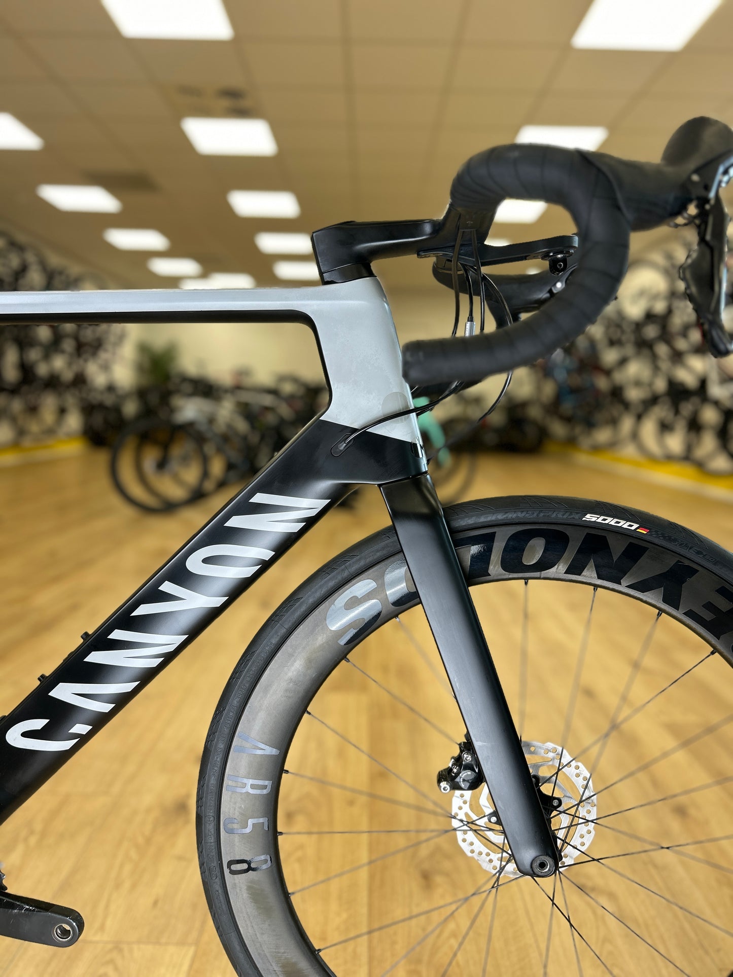 Canyon Aeroad Carbon Disc Racefiets