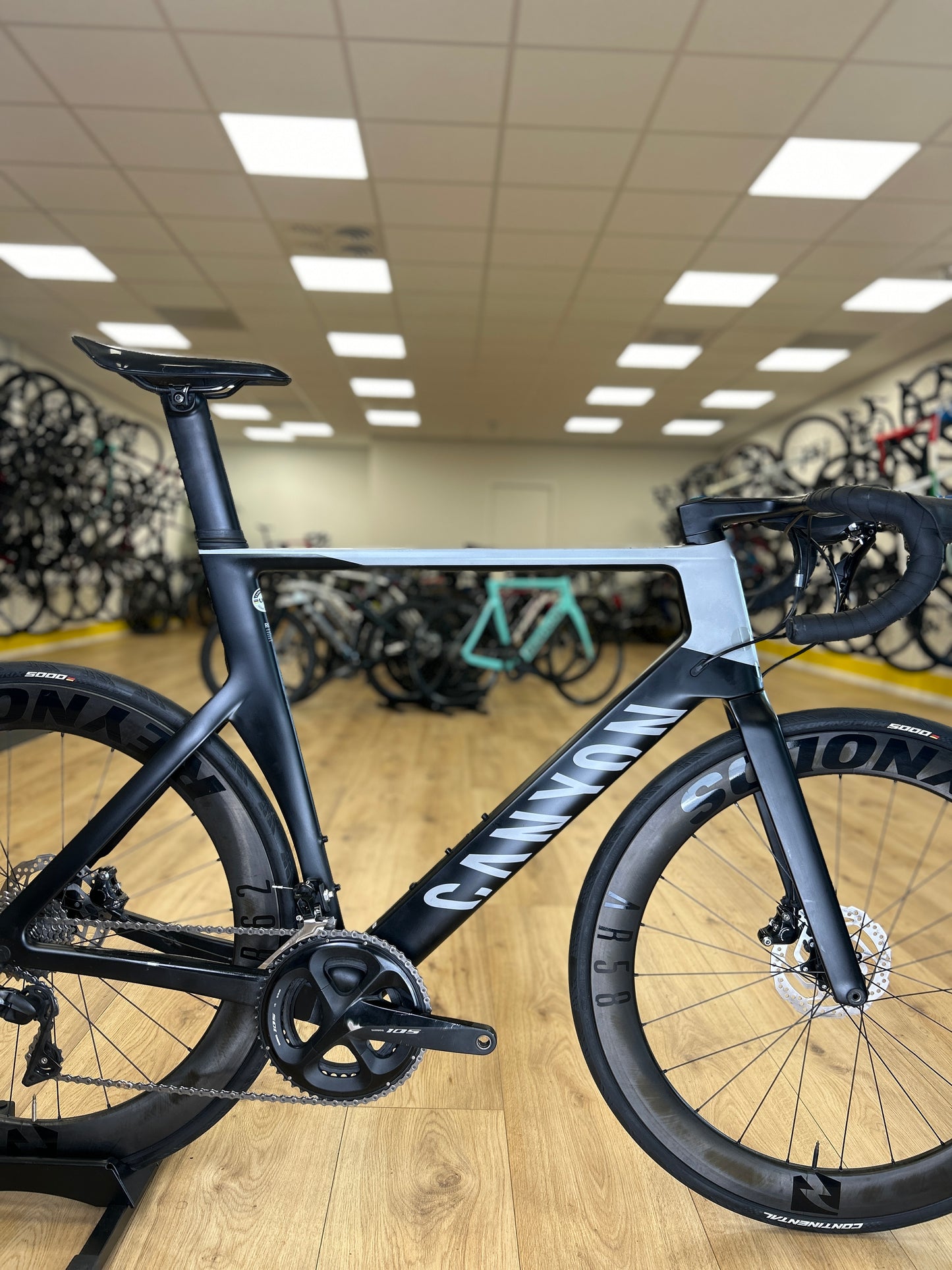 Canyon Aeroad Carbon Disc Racefiets