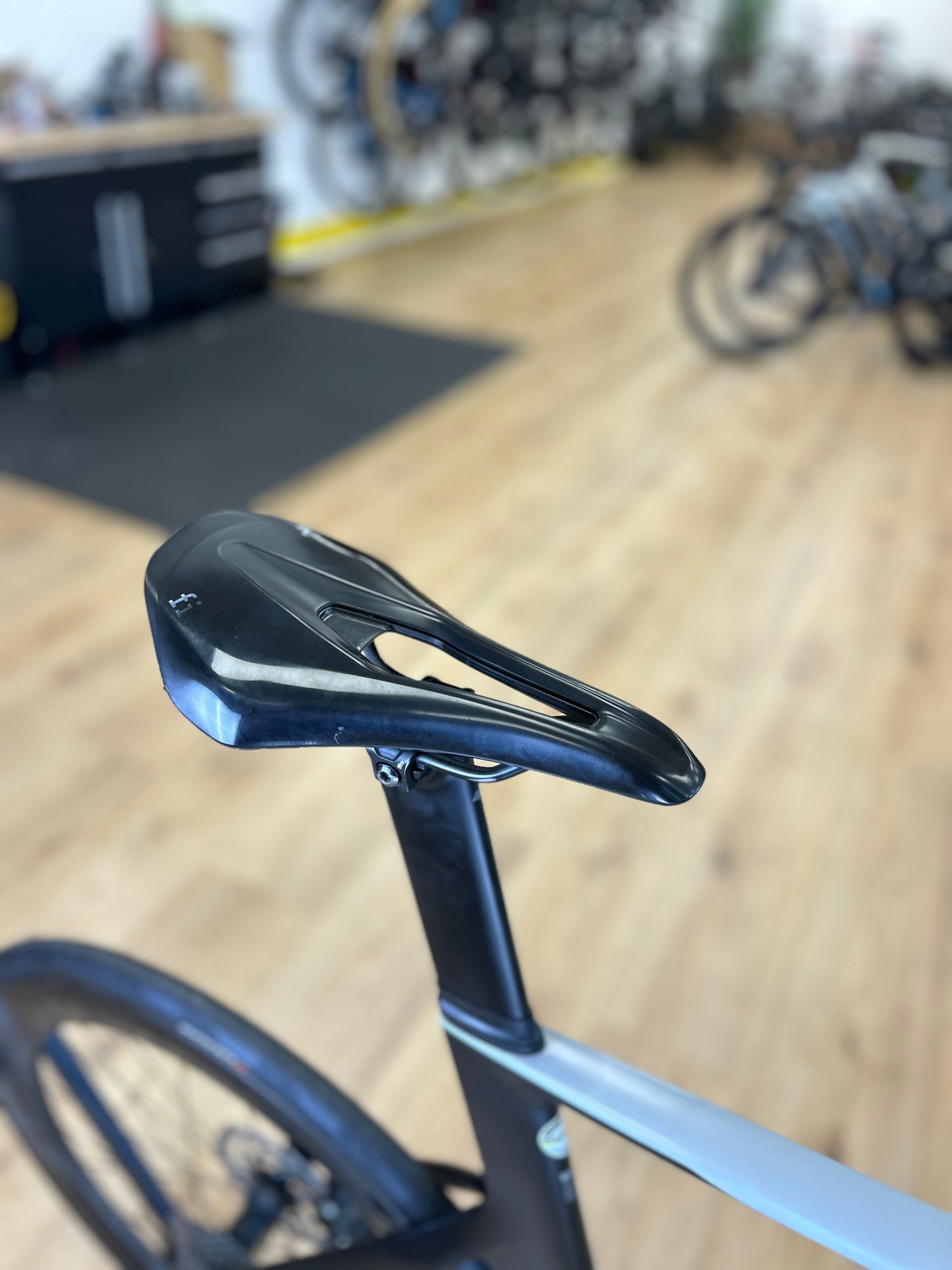 Canyon Aeroad Carbon Disc Racefiets