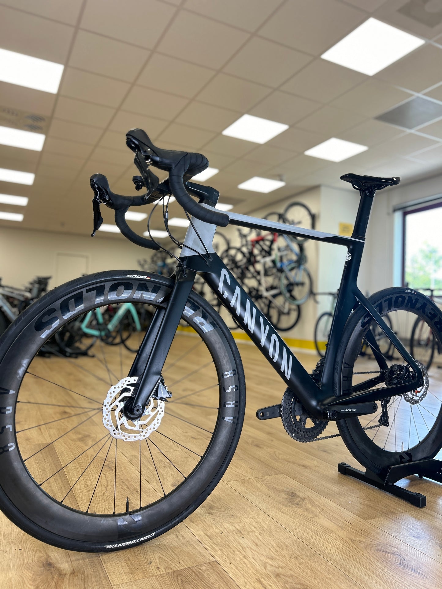 Canyon Aeroad Carbon Disc Racefiets