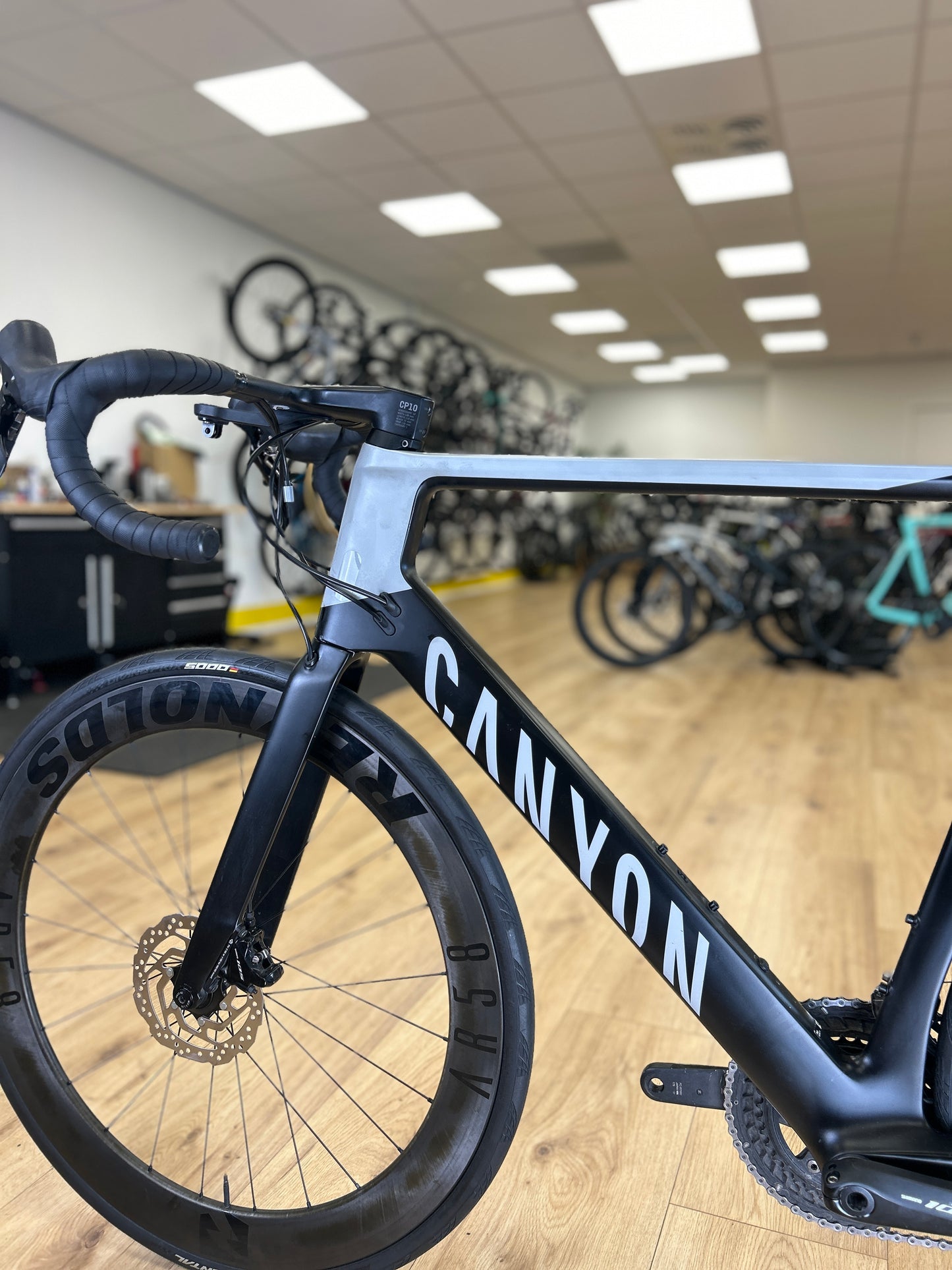 Canyon Aeroad Carbon Disc Racefiets