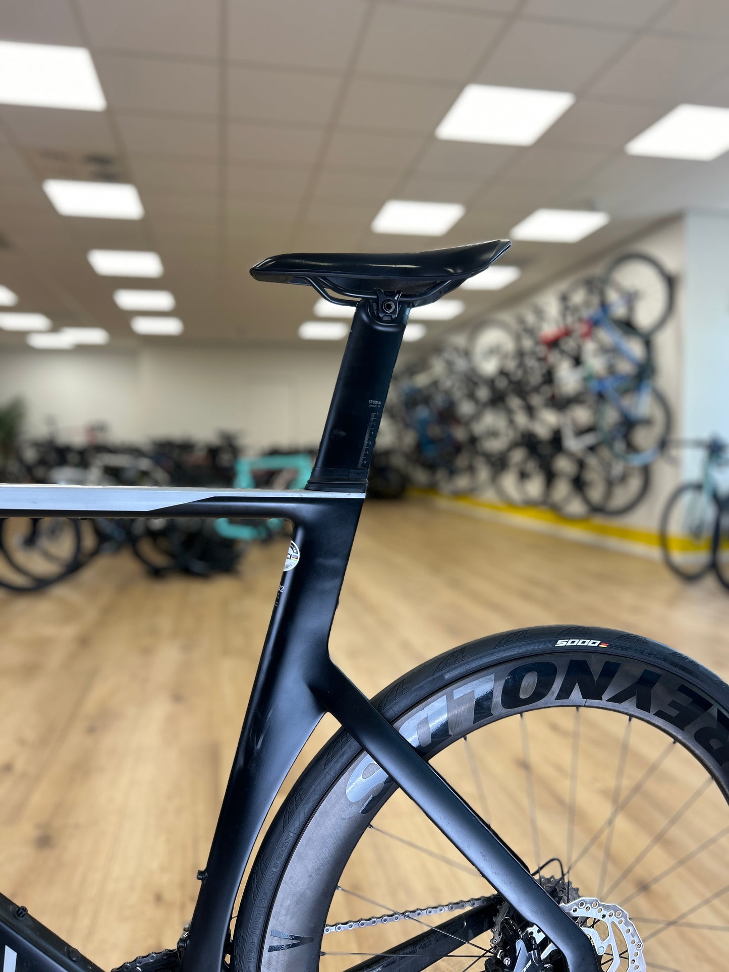 Canyon Aeroad Carbon Disc Racefiets