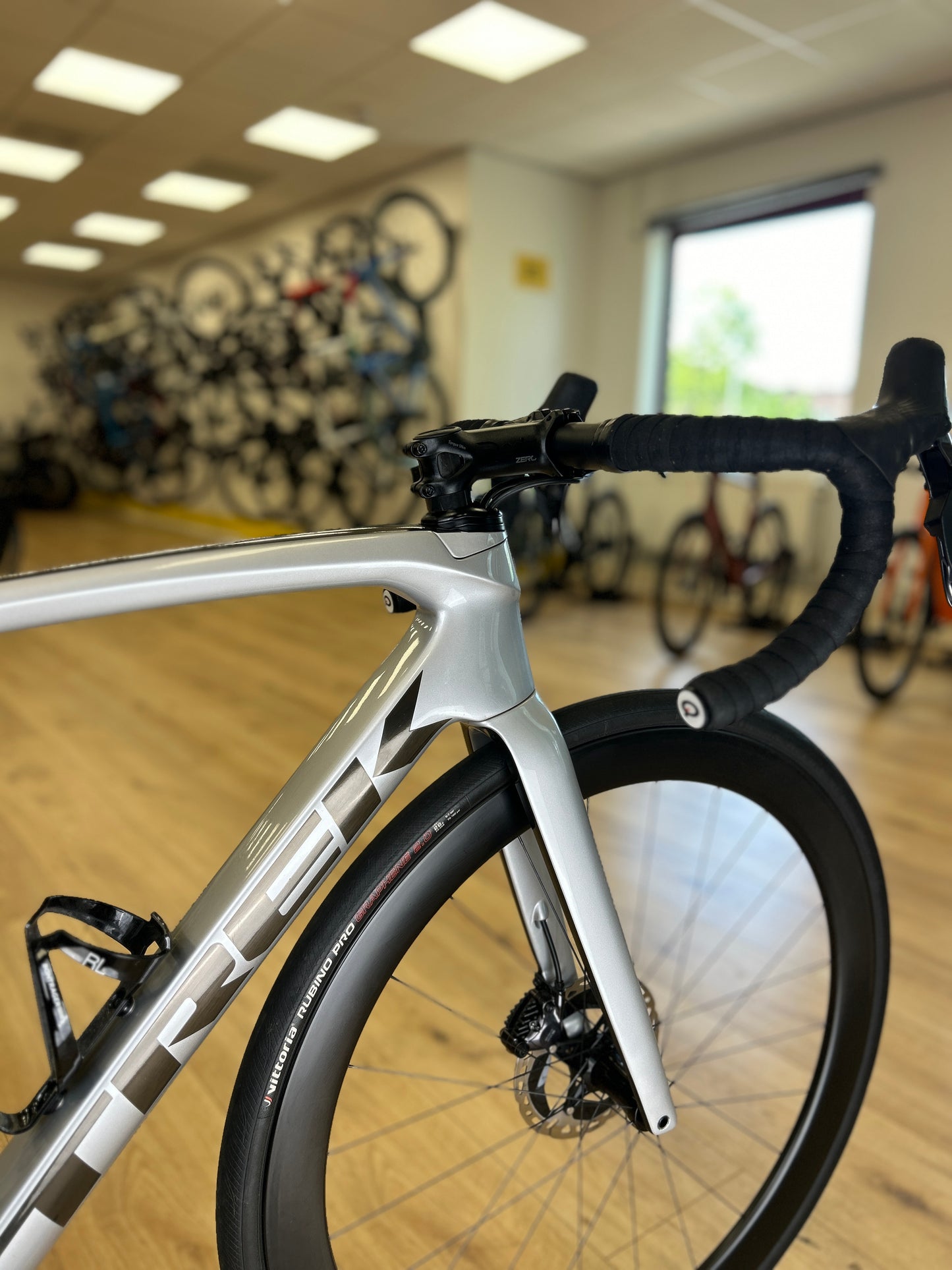 Trek Emonda SL5 Di2 Disc Carbon Racefiets