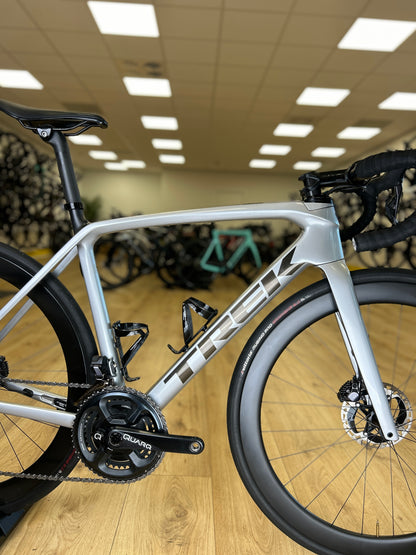 Trek Emonda SL5 Di2 Disc Carbon Racefiets