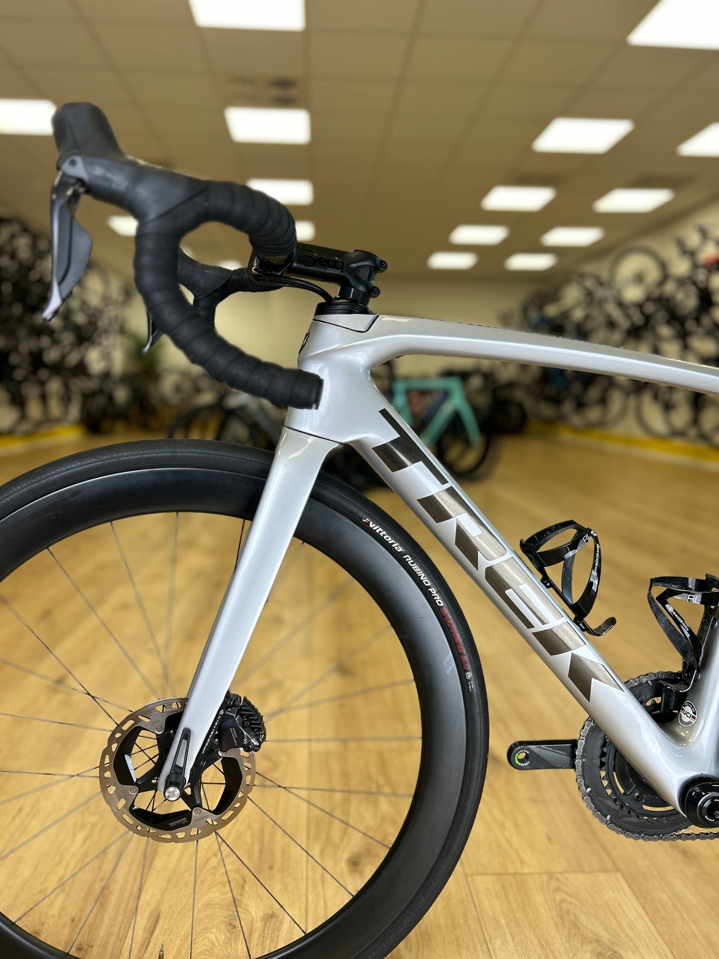 Trek Emonda SL5 Di2 Disc Carbon Racefiets