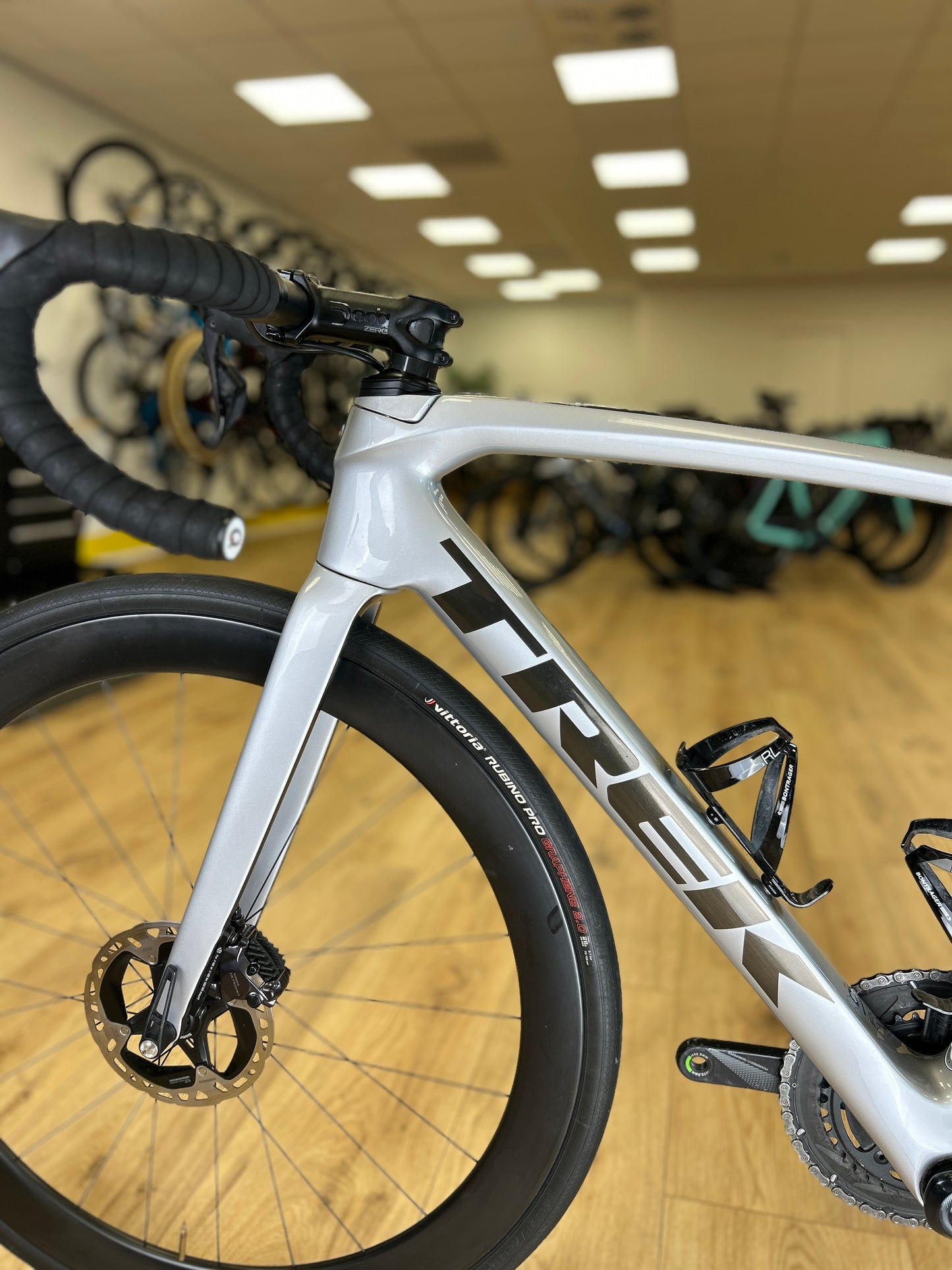 Trek Emonda SL5 Di2 Disc Carbon Racefiets