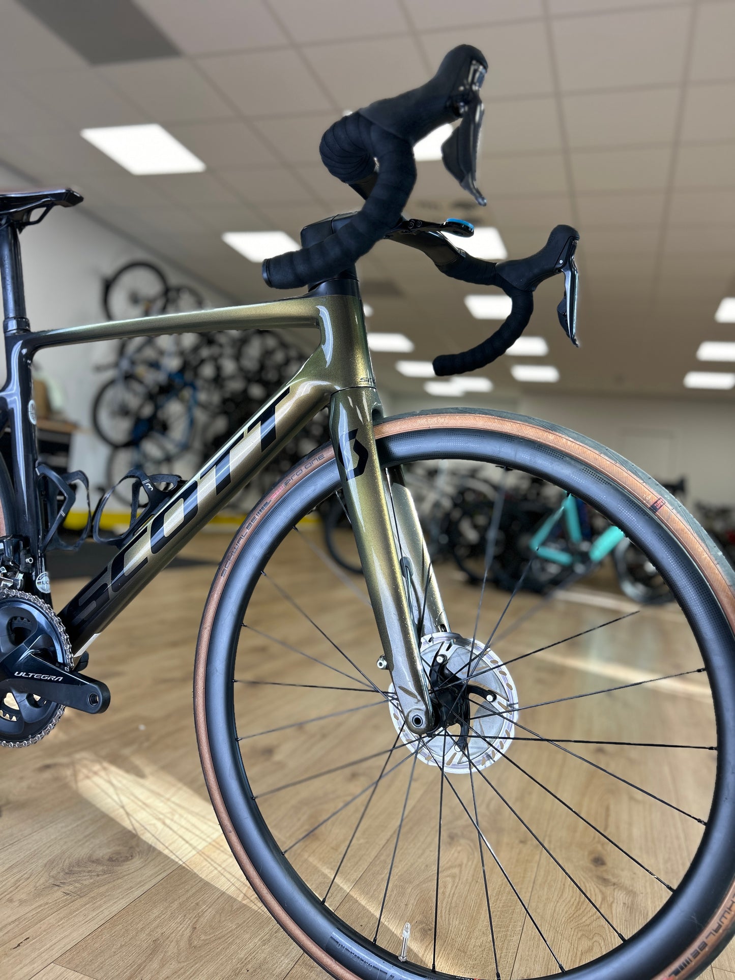 Scott Addict RC Di2 Carbon Disc Racefiets