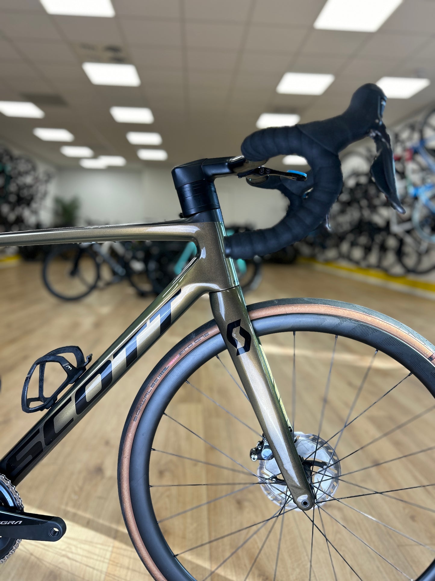 Scott Addict RC Di2 Carbon Disc Racefiets