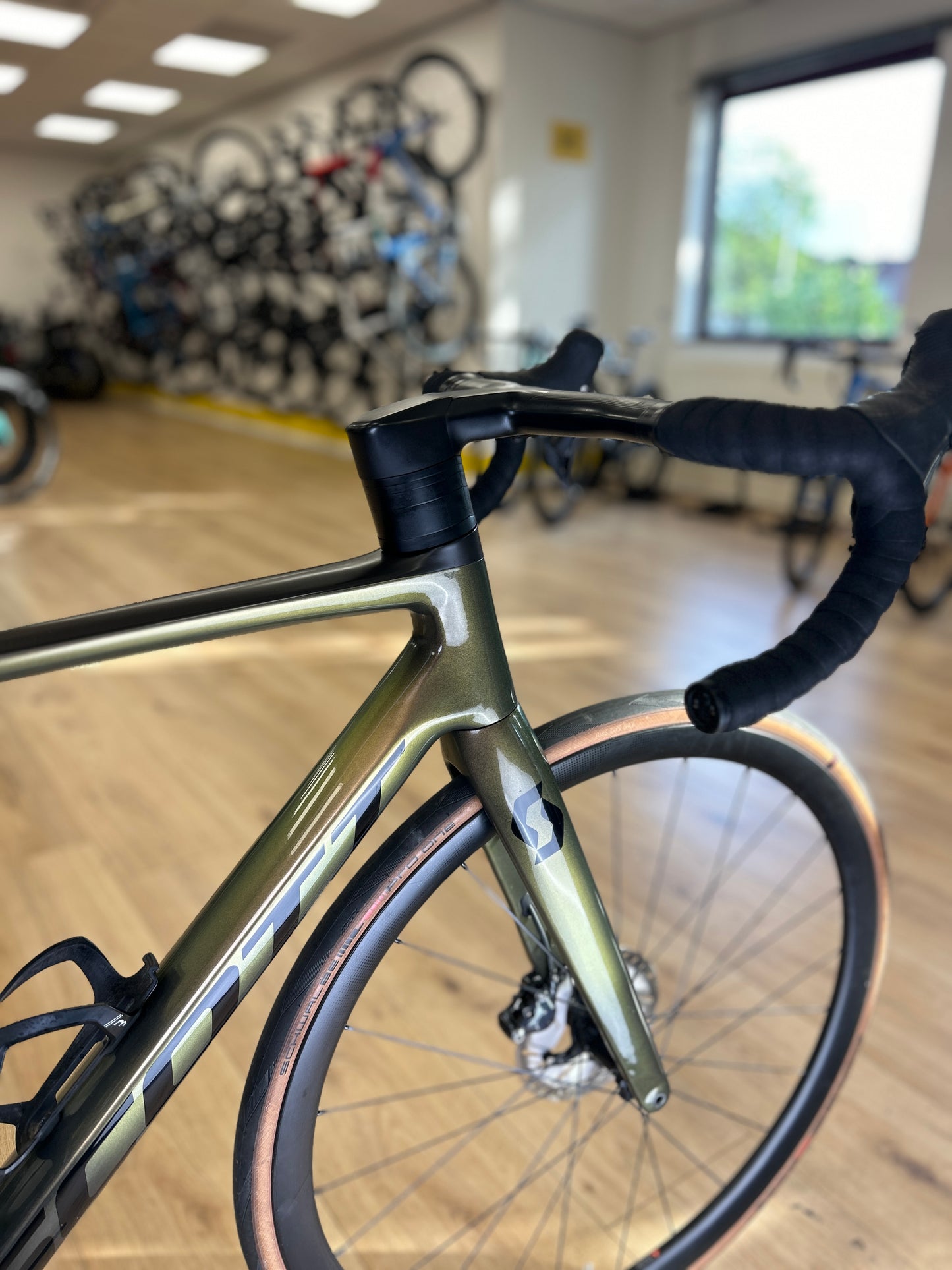 Scott Addict RC Di2 Carbon Disc Racefiets