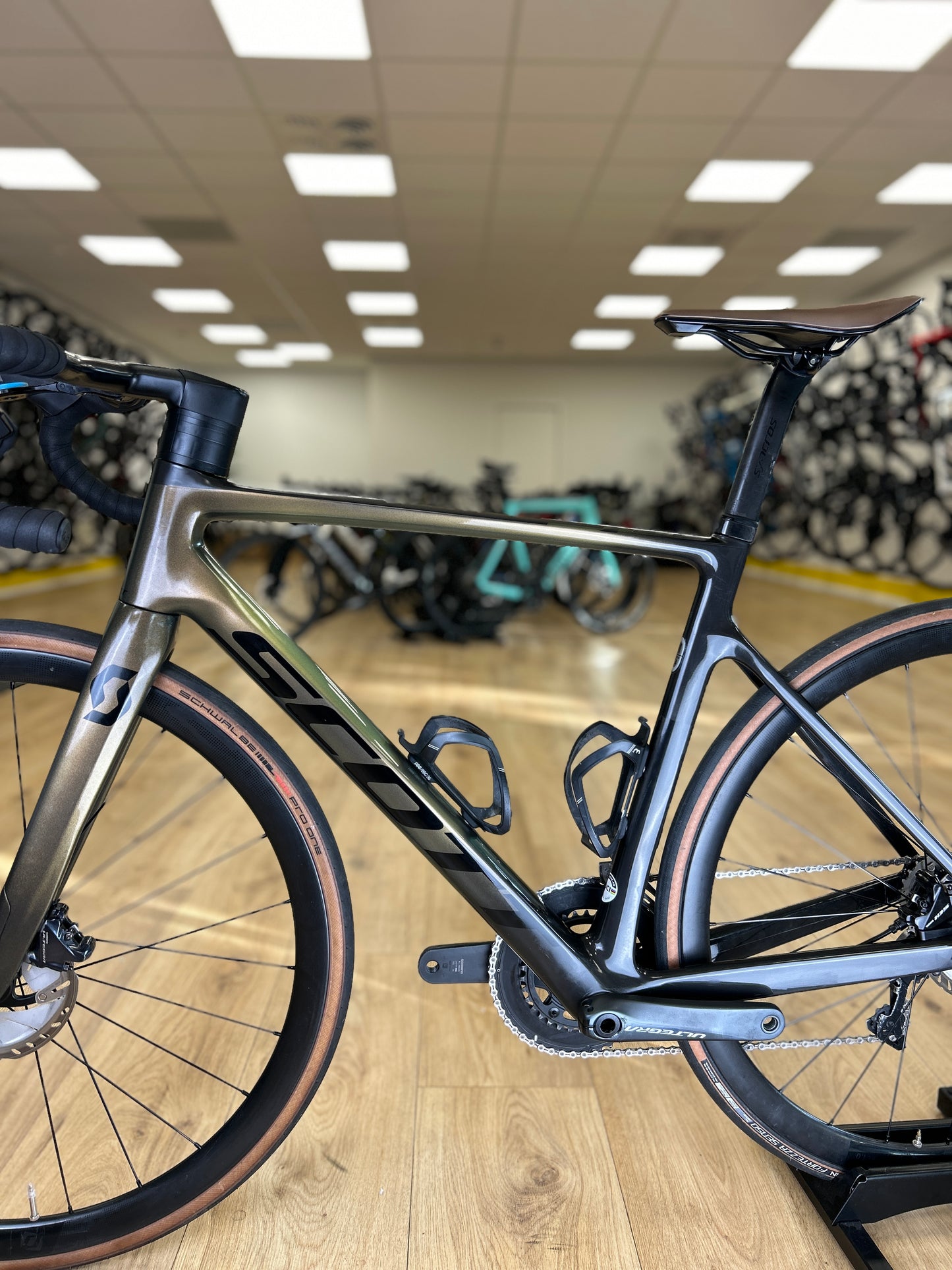Scott Addict RC Di2 Carbon Disc Racefiets
