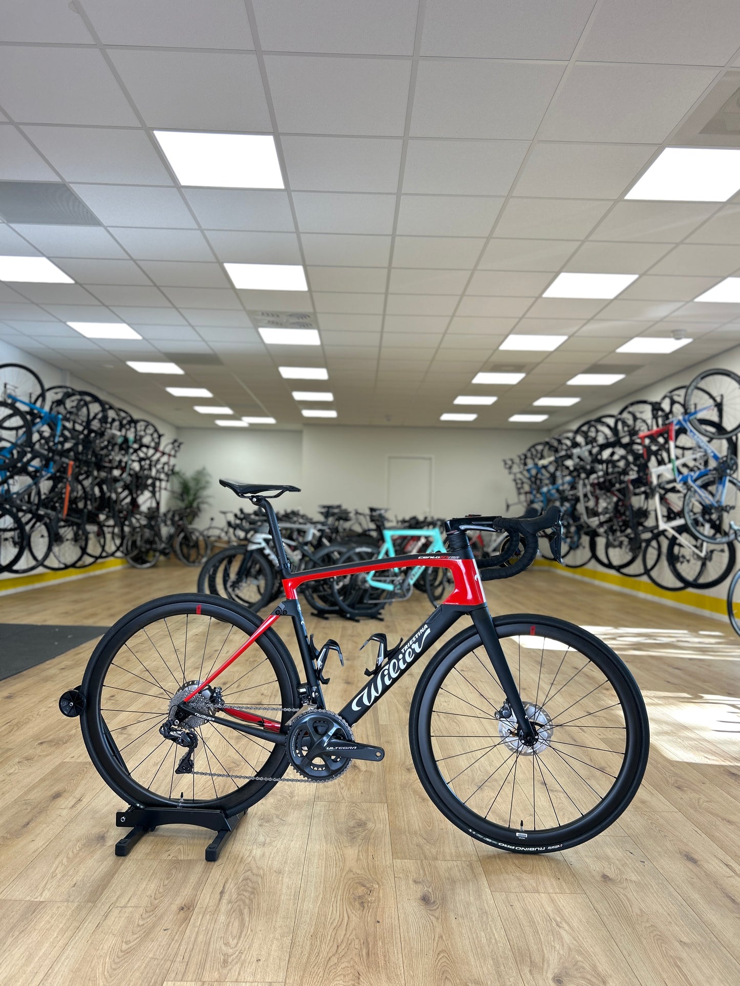500km Wilier Cento10NDR Di2 Carbon Racefiets