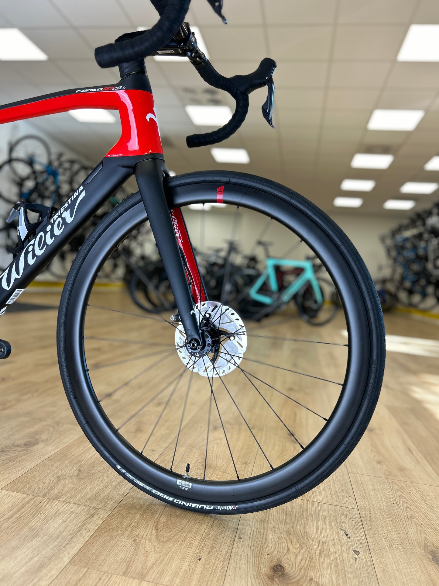 500km Wilier Cento10NDR Di2 Carbon Racefiets