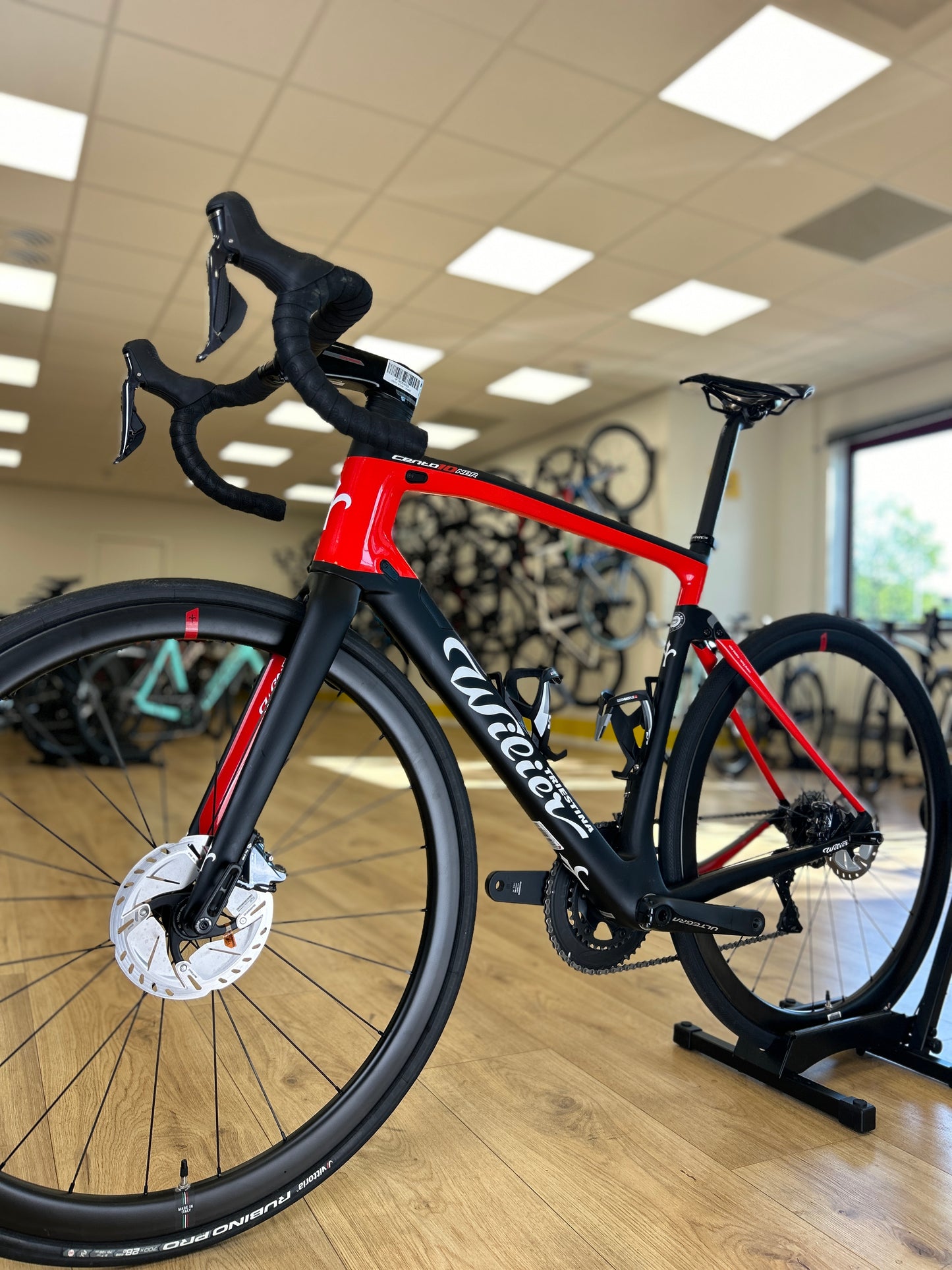 500km Wilier Cento10NDR Di2 Carbon Racefiets