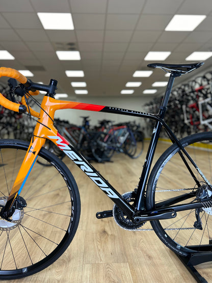 Merida Scultura Ultegra Disc Carbon Racefiets