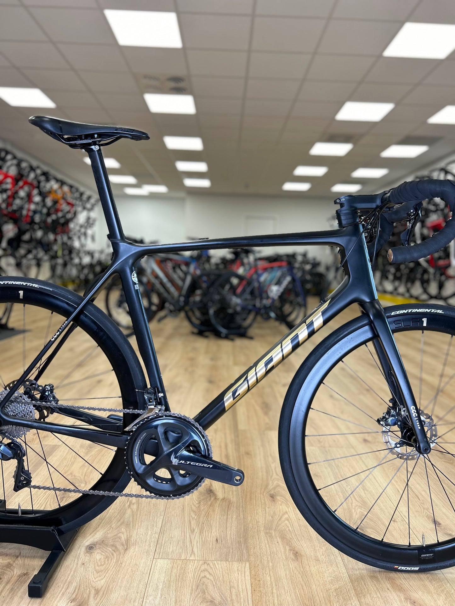 Giant TCR CCC Team Pro Powermeter Carbon Racefiets